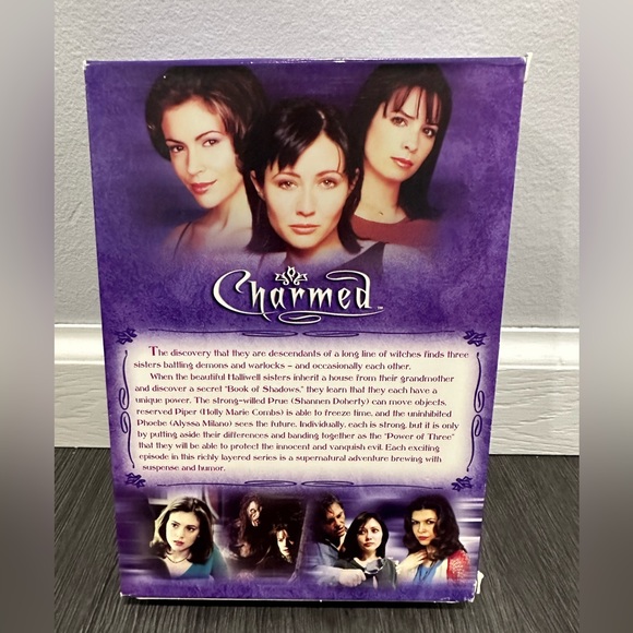 Charmed the complete first season DVD - great condition - Picture 2 of 3